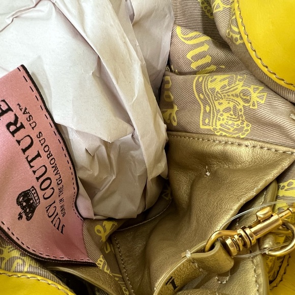 -Vintage RARE HTF Juicy Couture Butter cup Daisy Bee handbag. - Picture 8 of 17